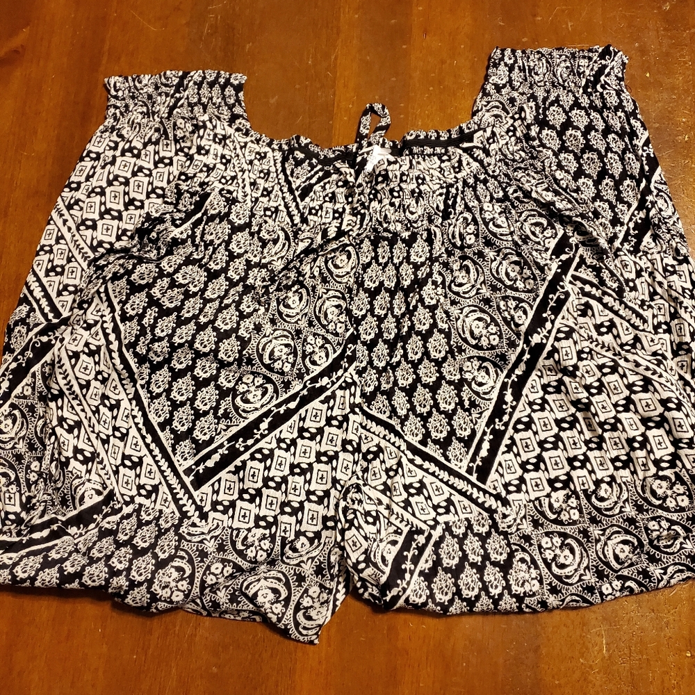 Wet Seal Smock Waist Pant